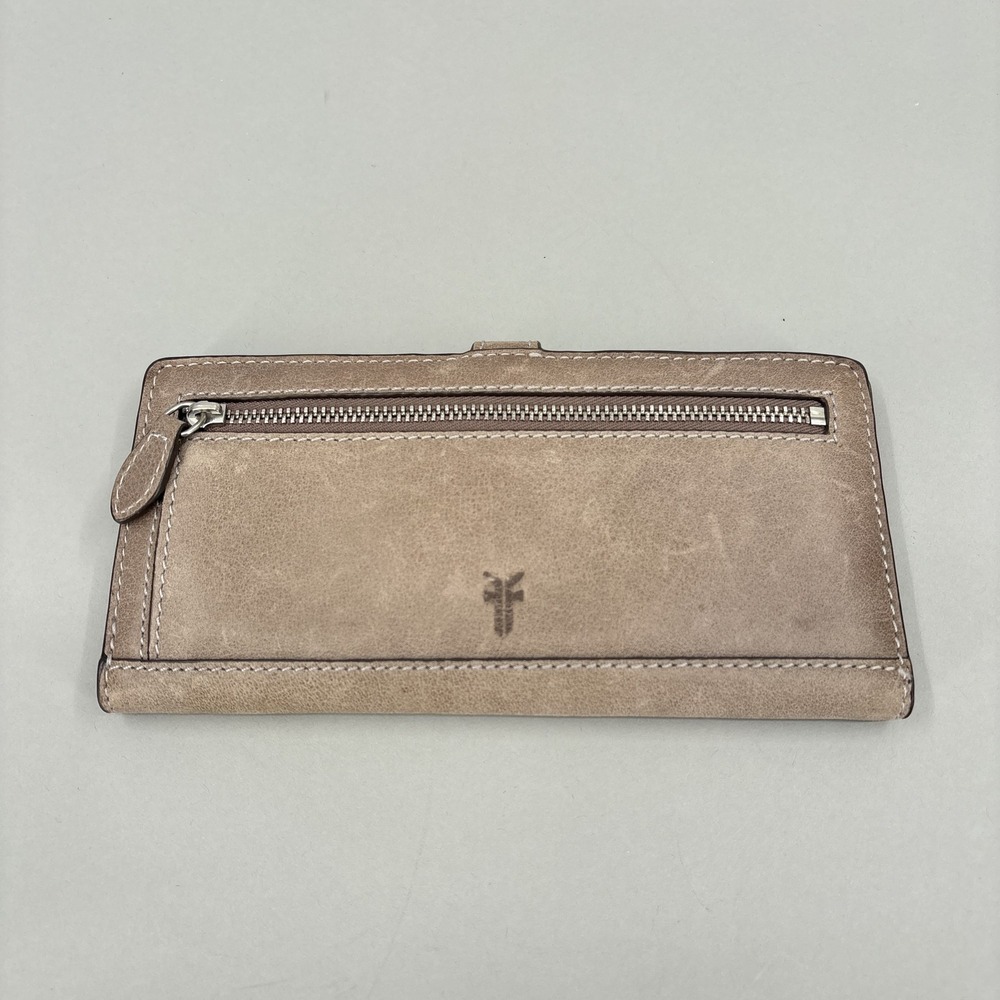Frye Wallet Womens Beige Leather Bifold Strap Zip Pocket Card Case Organizer